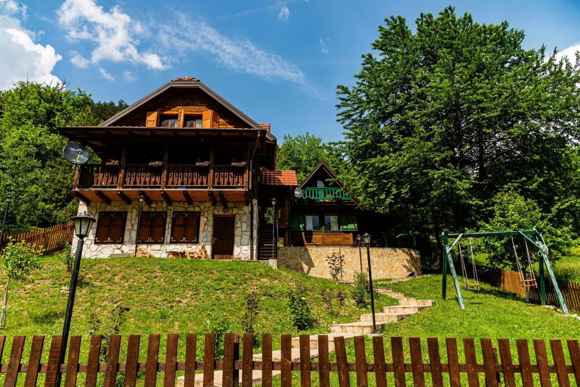 Drvene Kuce Suska - Wooden Houses Suska Zaovine エクステリア 写真